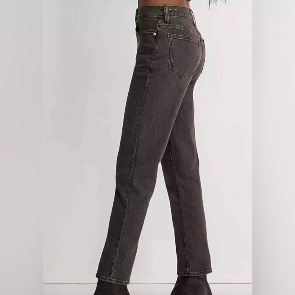 Madewell Curvy Perfect Vintage jeans. Size 28T - Picture 7 of 12